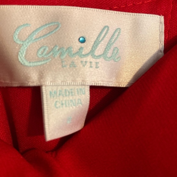 Elegant Red Prom Dress - Picture 4 of 7